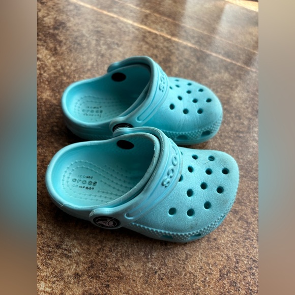 Crocs - Picture 6 of 6
